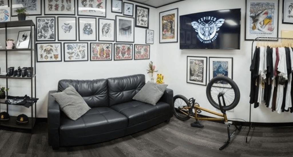 expired-tattoo-removal-interior