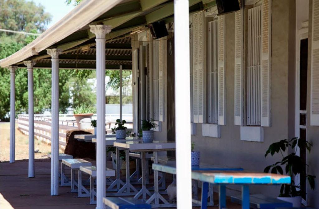 countrypubs-euabalong