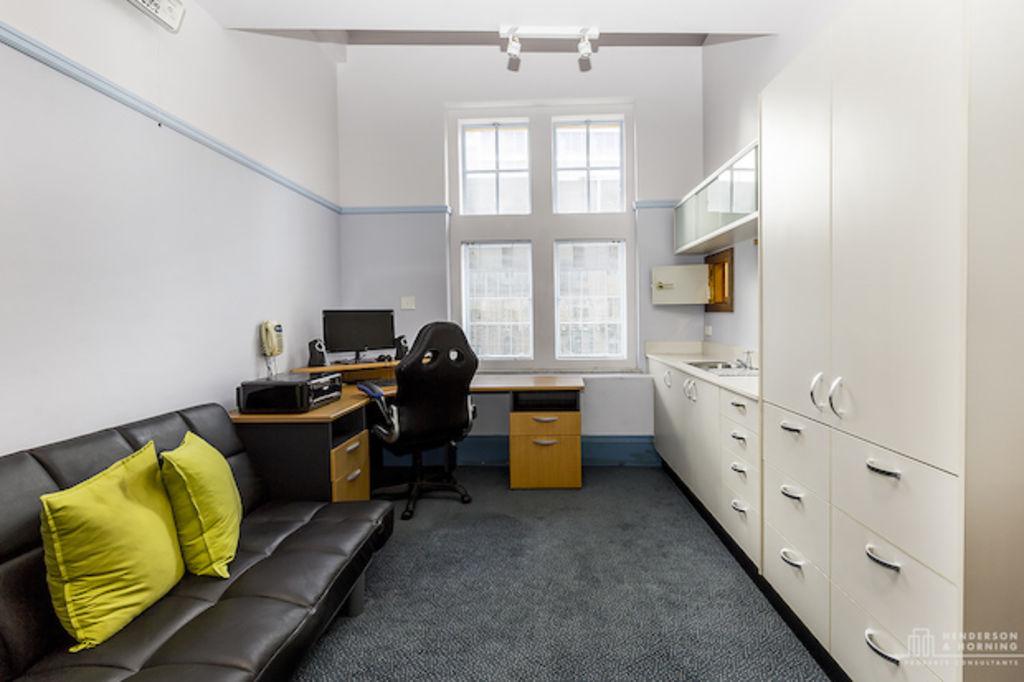 trust-building-office