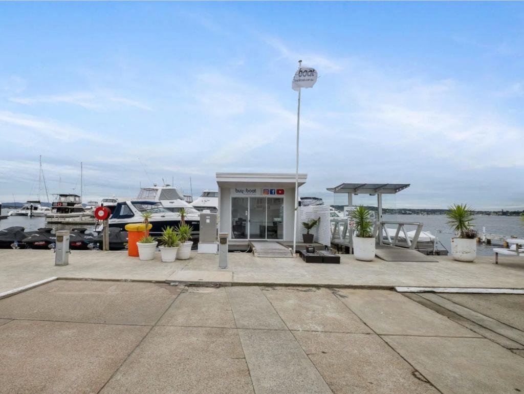 Marks_Point_Marina-2_jwevsz