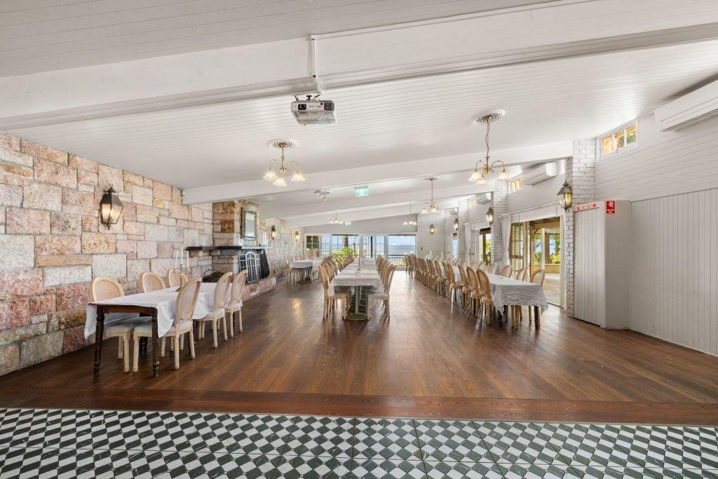 149 Shore Street North Cleveland QLD 4163