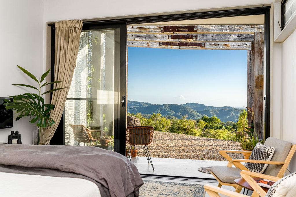 Blackbird luxury pavilions, Mullumbimby Creek.