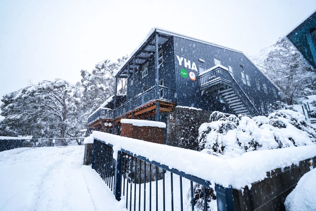 Snow, YHA, building