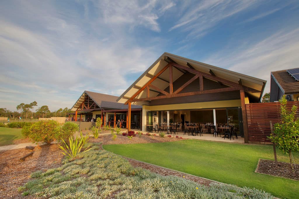 Golf, clubhouse