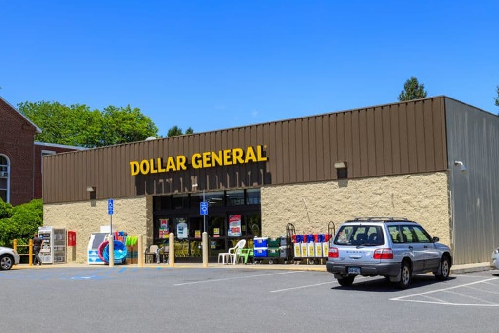 dollar-general-store