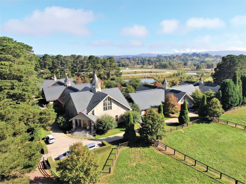 Waratah Thoroughbreds at Bong Bong Farm 100 Headlam Road Moss Vale