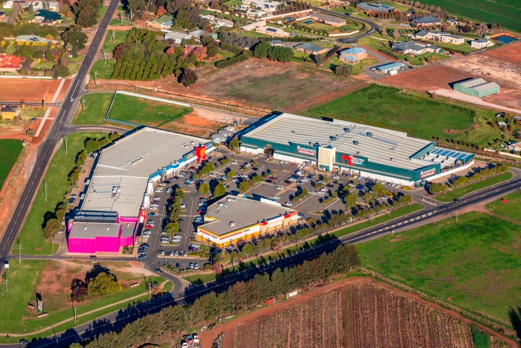 bunnings-warehouse-griffith-2