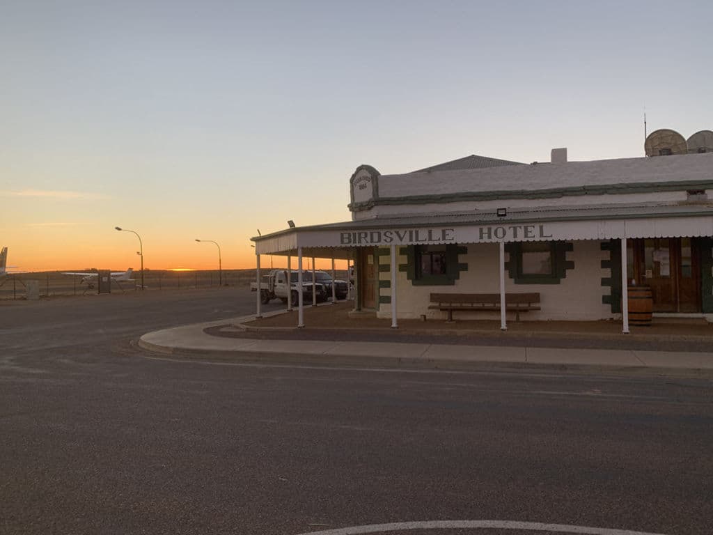 birdsvillepub