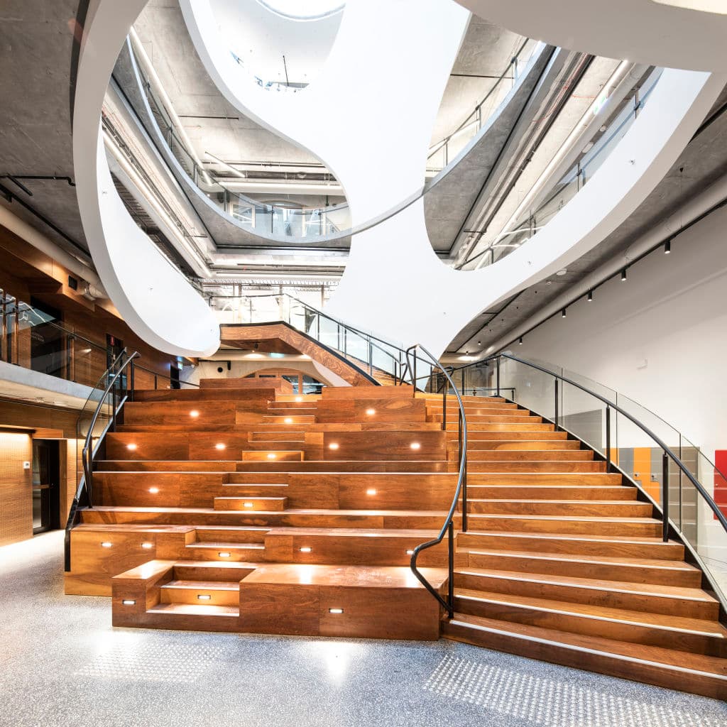 2103_VPC_033_Comp_for_Print_reduced_oin8fo