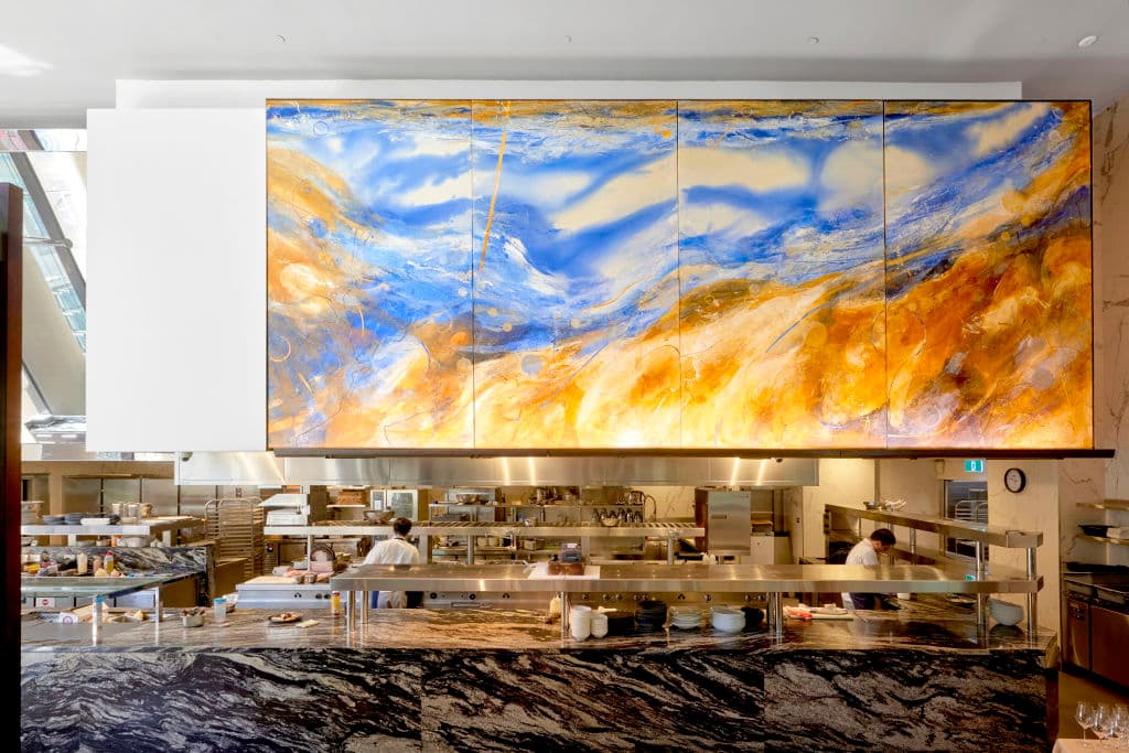 HILTON_SYDNEY___Inside_the_Glass_Judith_White___Glass_Restaurant_1_gxiwxr