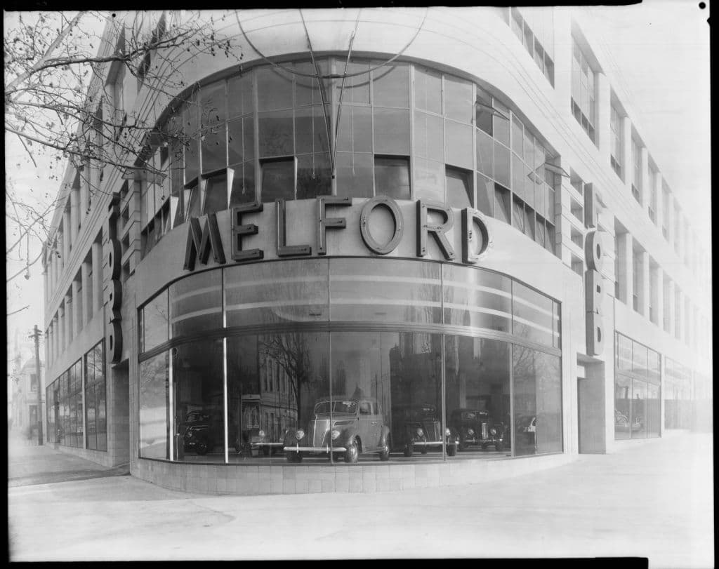 Melford_Motors_in_the_late_1930s._Photo_State_Library_Victoria_urbcen