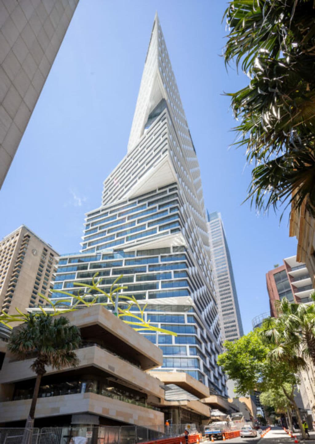 Quay_Quarter_Tower_by_3XN._Photo_Phil_Noller._msvpos