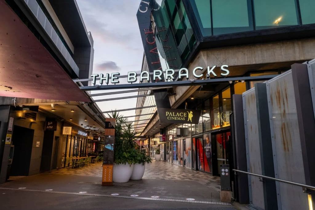 The_Barracks_Brisbane_CBD_3_p3kfll