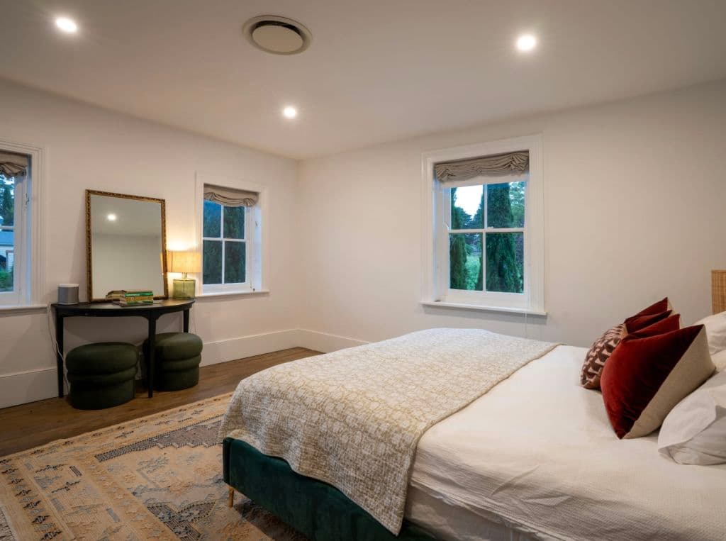 Screenshot_2025-11-13_at_1.18.46_pm_aenaug