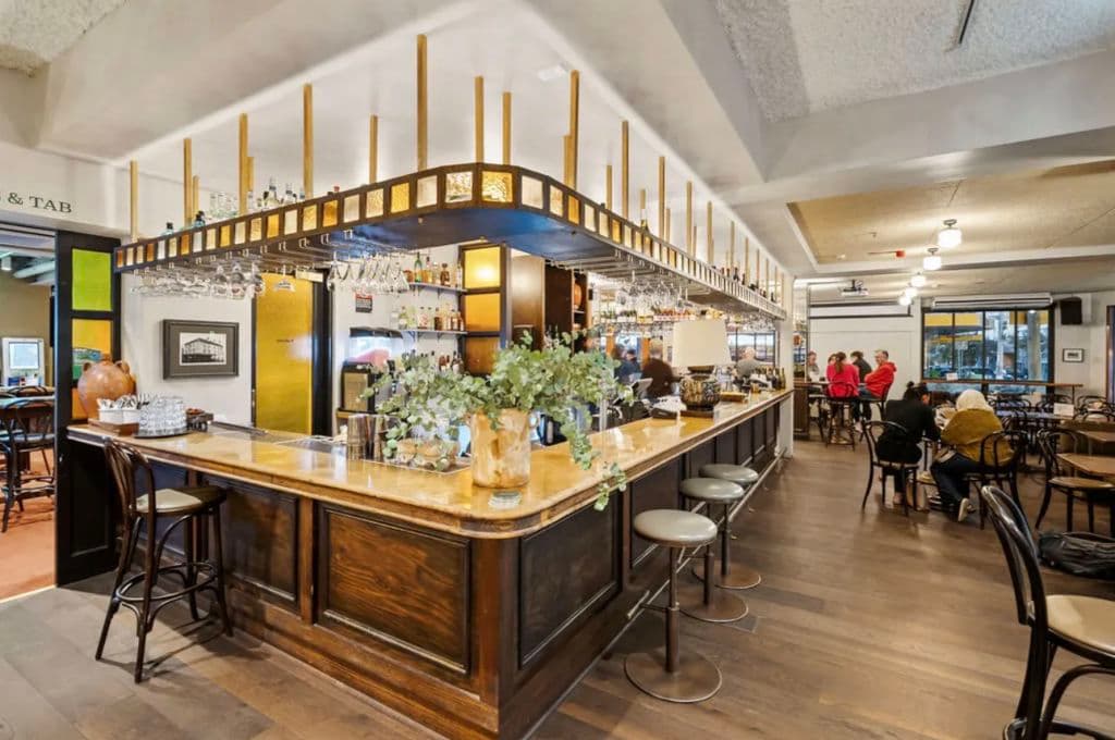 Pub