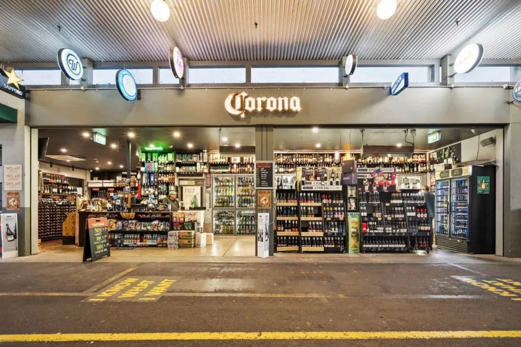 Drive through, bottle shop