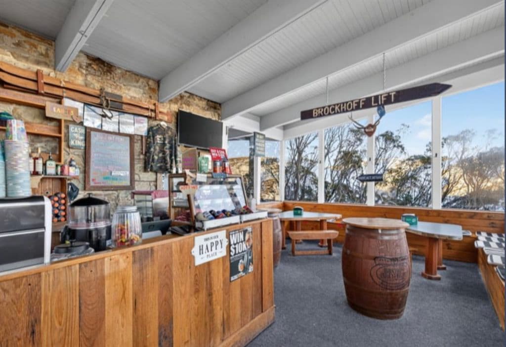 Ski lodge