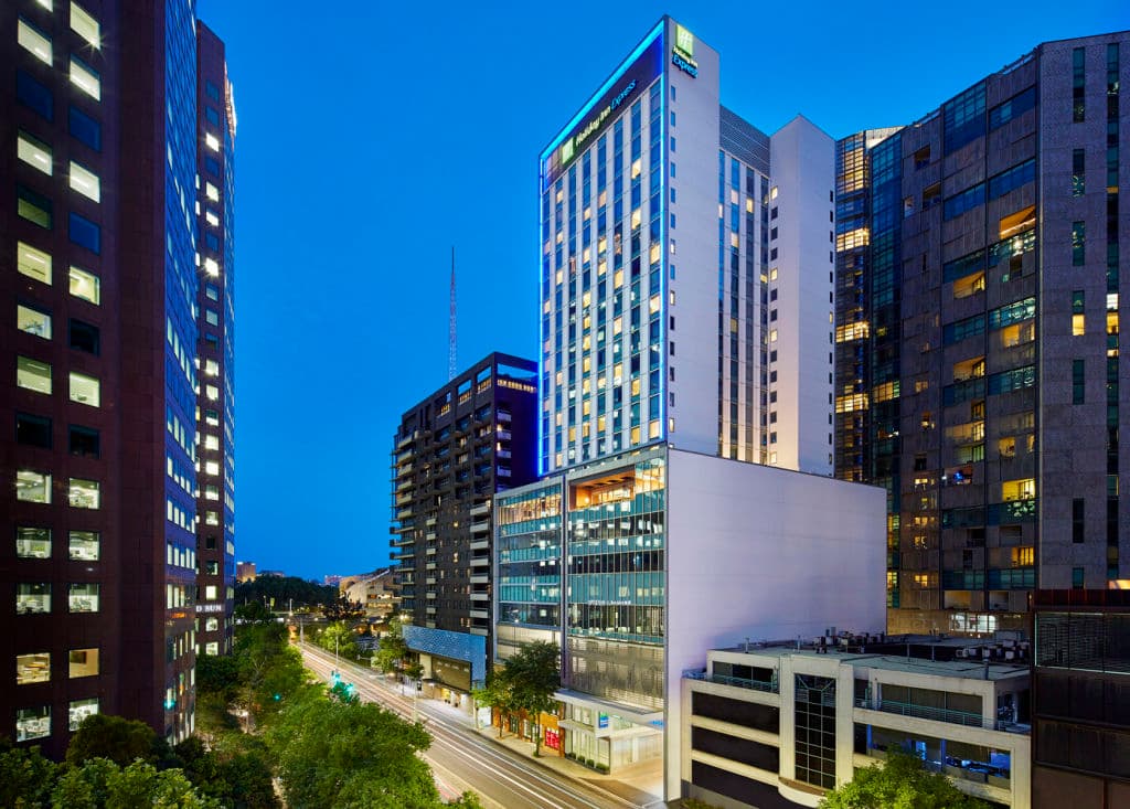 holiday-inn-express-southbank-1