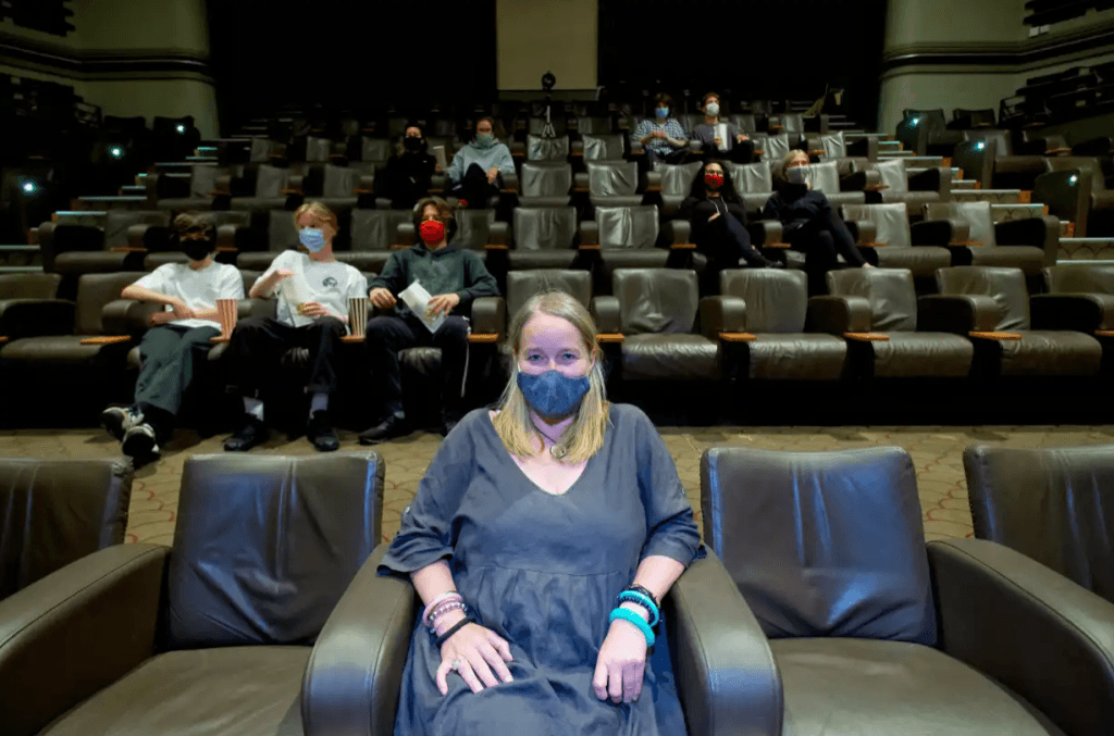 cinema-social-distancing