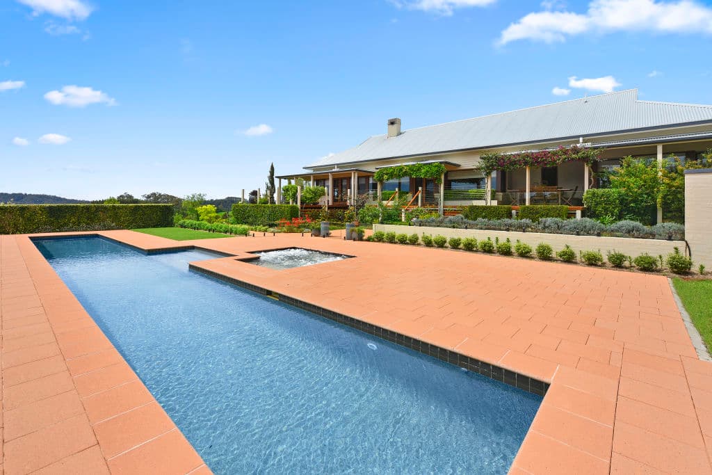 Pool_House_m8fwfz