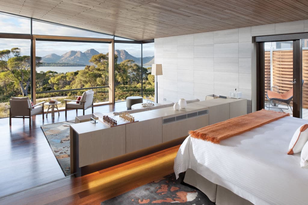 Signature Suite Sapphire Freycincet4
