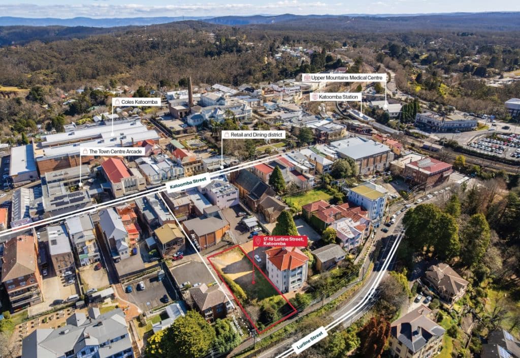 The site sits between two residential buildings, and is accessed via Katoomba Street to the rear.