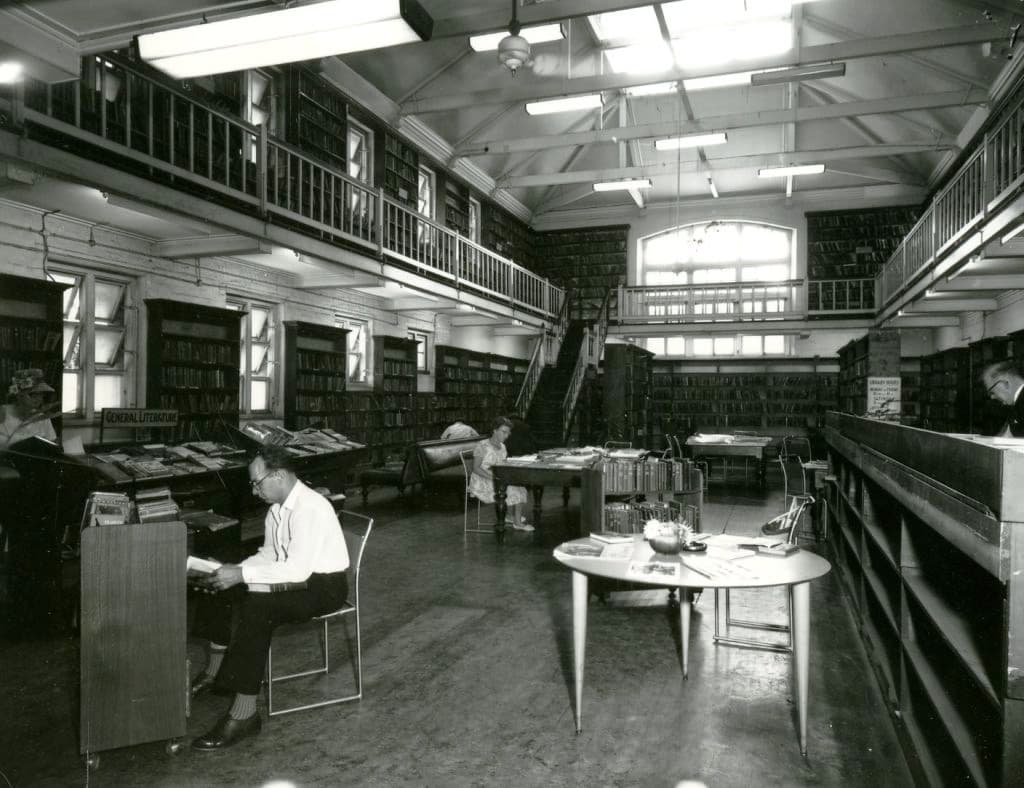 Brisbane School of Arts Library - 1966